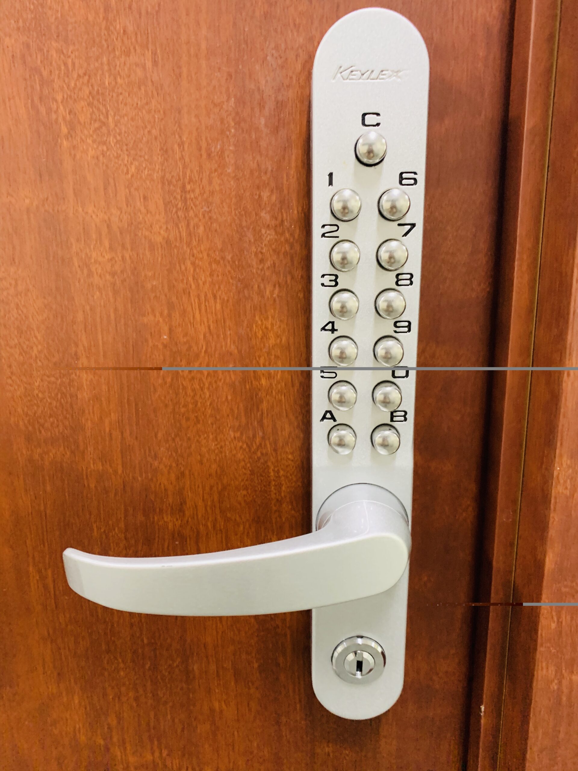 セキュリティも抜群111